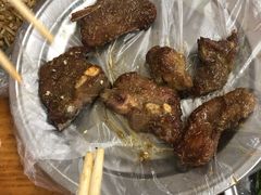 -亮亮烧烤(积玉桥总店)