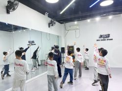 -E舞库街舞流行舞基地