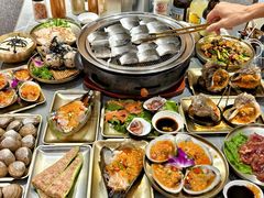 -围炉肉舍•炭烤活鳗•丹东海鲜烤肉(步行街店)