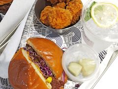 -TRIPS BURGER(大钟寺店)