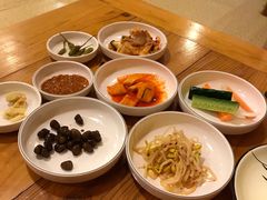 -长寿参鸡汤(朝韩风情街店)