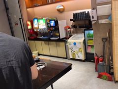 -钱小主·自助回旋烤肉火锅餐厅(东方新天地店)