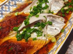 葱油鲳鱼-五马集·海鲜·温州大牌档(黑金冠五马街十字路口店)