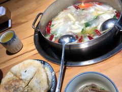 -大众跷脚牛肉馆·非遗传承单位(峨眉山店)