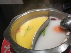 -红菇坊鲜汤火锅(橡树湾店)