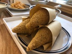 -正南齐北·老街糯米团(洪崖洞店)