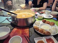 -四季喧黔味豆米火锅(万达广场店)