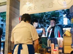 -李与白包子铺(桐梓林店)