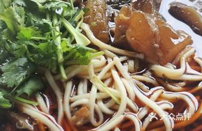 Fresh Braised Beef Tendon Noodles