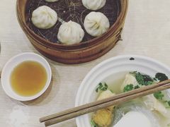 -珊珊小笼馆(仙霞路店)