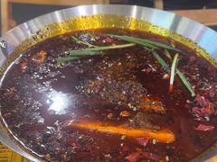 -拈签一笑黄牛肉辣卤串串