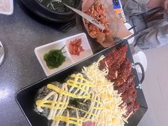 -豚妈妈汤饭·部队锅(南京东路店)