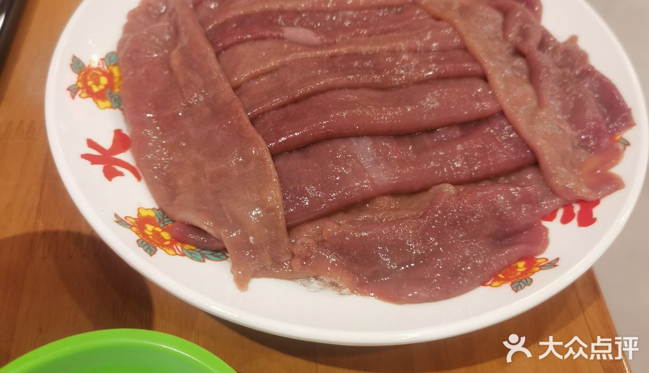 好吃上瘾的火锅店推荐 和兄弟们一起宵夜在这家火锅店