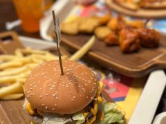 -蓝精灵乐园·世茂精灵之城主题乐园