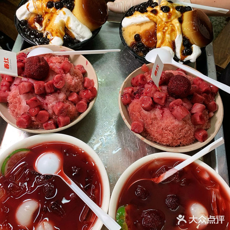 真的爱惨了这种火锅店，好吃又出片！