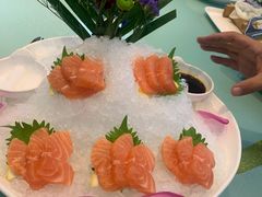 三文鱼刺身-鹊华居·地道鲁菜·海鲜·融合味(大明湖店)