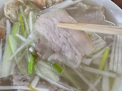 -金卯白肉罩火烧