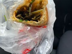 鸡蛋饼+里脊肉-樊记火烧店(甘泉路店)