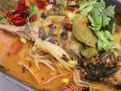 -小六鱼你.下饭酸菜鱼(益田假日广场店)