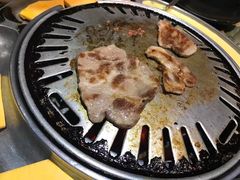 -哈哈碳都·牛肋条无限自助烤肉(台江万达店)