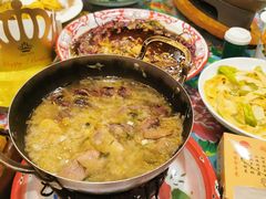 -闯关东东北农家菜(崂山石老人店)