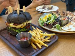 -HELLO 27 意面·沙拉·帕尼尼