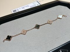 -梵克雅宝(国贸商城店)