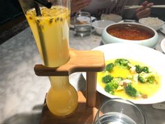 柠檬气泡水-雀蓝川菜(奥体广场店)