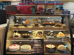 面包甜点陈列柜-DQ·蛋糕·冰淇淋(新佳丽店)