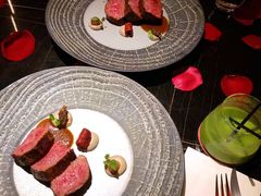 牛肋排-wann lounge 低温慢煮牛排·清吧