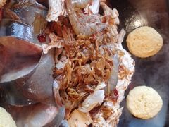 -王老六铁锅炖鱼(华阳路店)