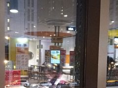-麦当劳(普陀香溢花城店)