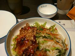 -美奈小馆·越南料理(中航城君尚购物中心店)