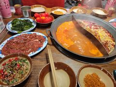 -萍姐火锅·公路夜市(武汉首店)