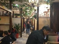 -六福酒馆(秦隆步行街店)