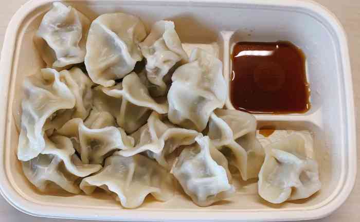 颂饭精致水饺(莱山店)-"今天生病了宅在宿舍,睡一上午一觉醒来突然.