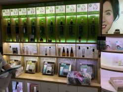 -樊文花面部护理