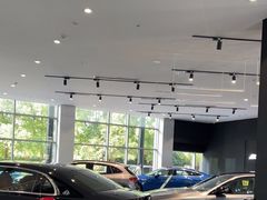 -奔驰上海利星(七宝店)