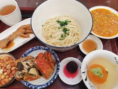 -百年老字号·观振兴蟹黄面·三虾面·苏式面(观前街富仁坊巷店)