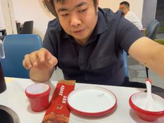 -毛辣果·贵州红酸汤牛肉火锅(西单店)