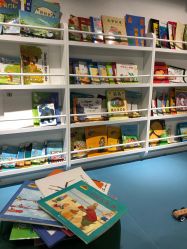 -MINI MARS KIDS CLUB亲子家庭中心(长宁天山店)