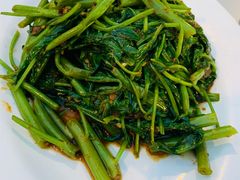 -纽顿熟食中心