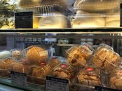 -白玉兰食品甜凤店(合生汇店)