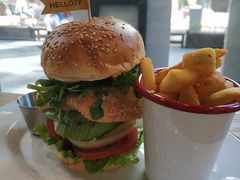 -HELLO 27 意面·沙拉·帕尼尼