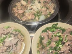-大众跷脚牛肉馆·非遗传承单位(峨眉山店)