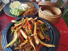 -Pistolera Mexican Cantina女枪手墨西哥餐厅(碧云路店)