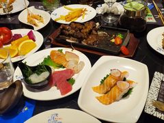 -小天鹅戴斯酒店鲸鲨百汇创作料理