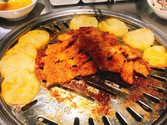 五花肉-韩聚屋韩国烤肉餐厅(新北万达店)