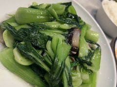 -渝信川菜 · 川味家常菜(财富购物中心店)