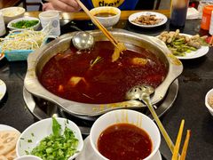 -冯记香辣兔火锅(茶店子总店)